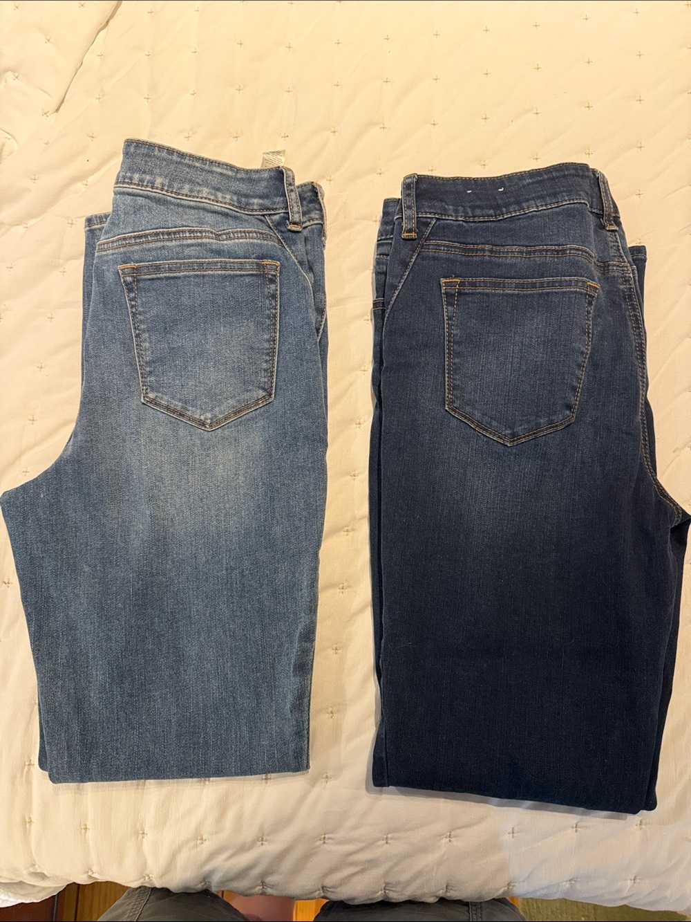 Chico's Twin Jeggings Duo in Light Blue & Dark Blue Denim - 2 pairs size .05